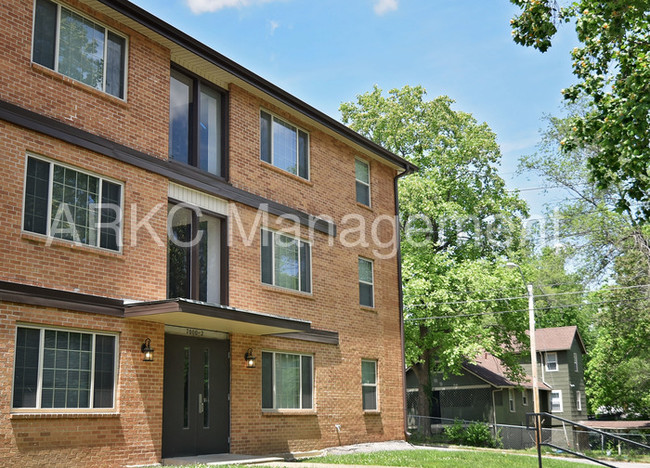 Building Photo - 7002 Cleveland Ave