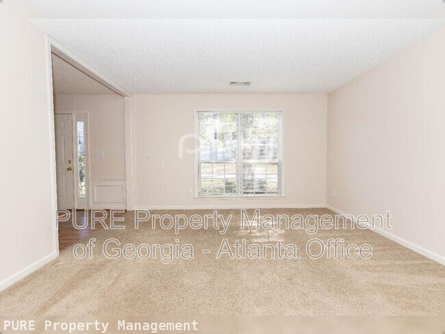 Foto del edificio - 3468 Chastain Glen Ln NE