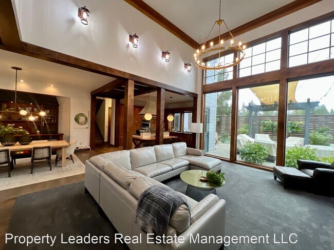 Foto del edificio - 4 br, 3.5 bath House - 19051 Mount McLough...