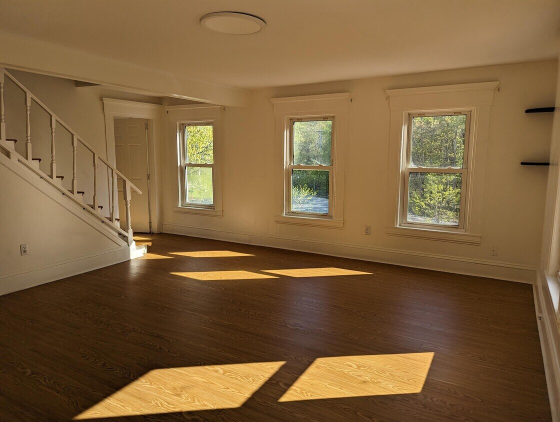 15 Oak St, Bridgton, ME 04009 Townhome Rentals in Bridgton ME