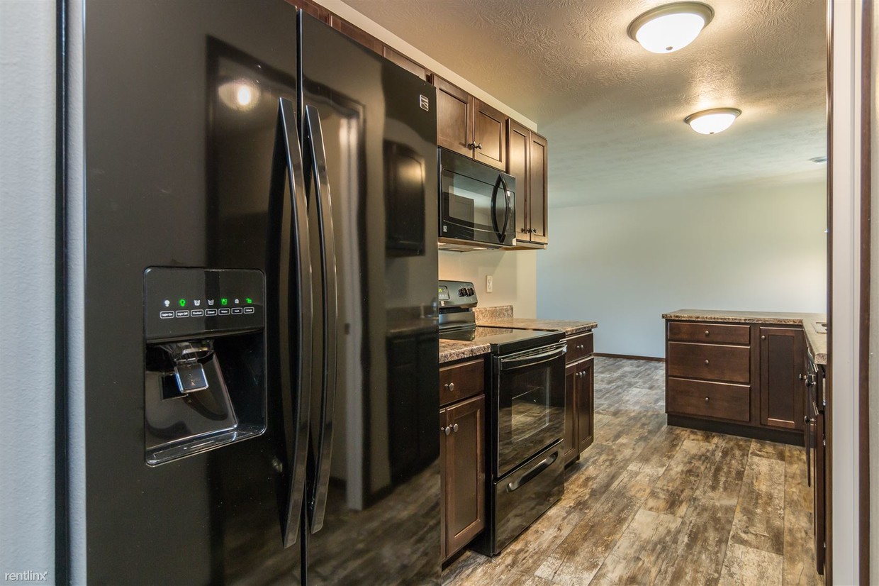 Foto principal - 7507 Beal Ave