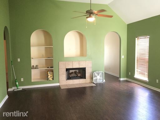 Building Photo - 308 High Ridge Ct