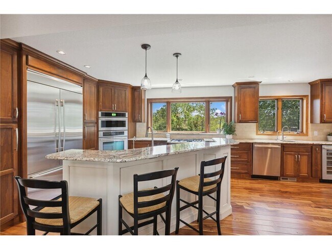 Foto del edificio - 740 Ashley Dr