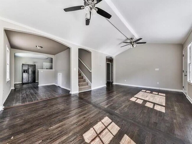 Foto del edificio - 638 Albert St NW