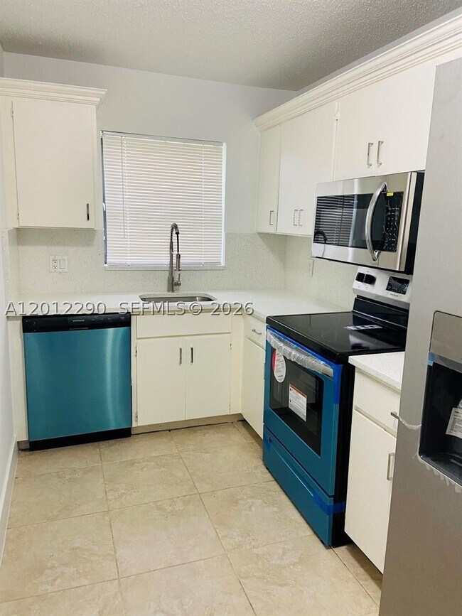 Building Photo - 5080 Sanctuary Way