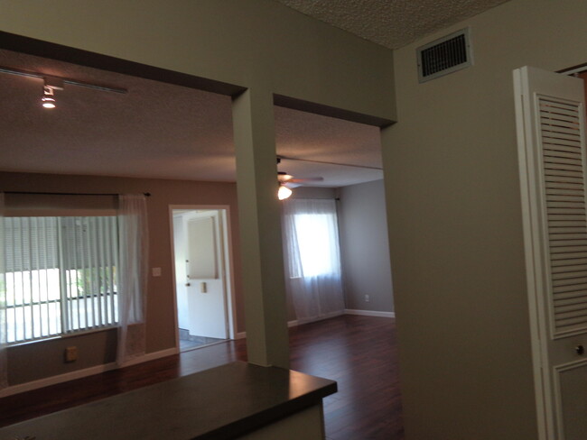 Building Photo - 3561 Pine Needle Dr