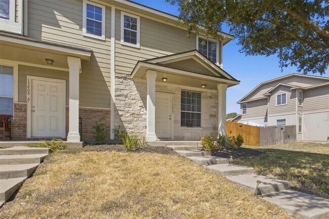 Foto del edificio - 13808 Harris Ridge Blvd