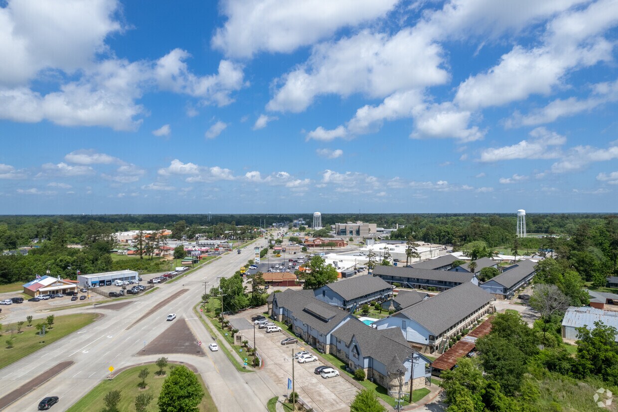 Sussex Manor Apartments Apartments in Orange, TX