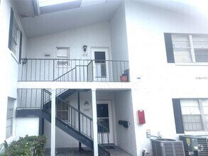 Building Photo - 6042 Amberly Ave
