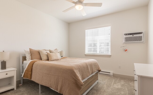 Tidewater Apartments | Primary Bedroom - Tidewater Communities