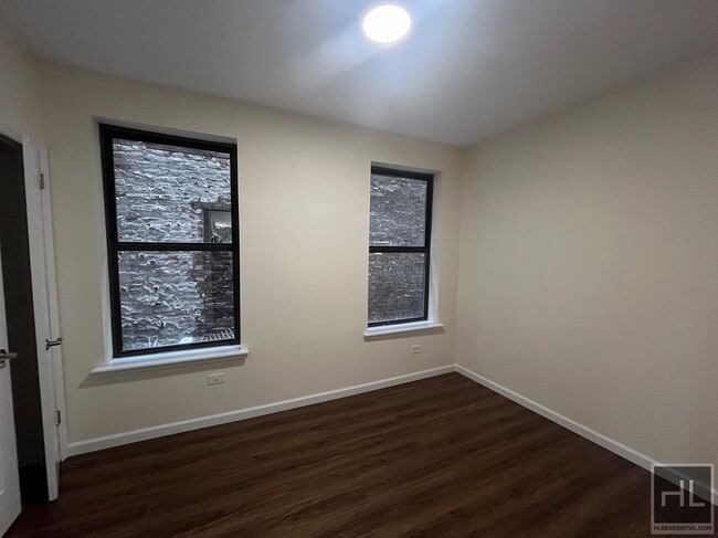 Building Photo - East 12th Street