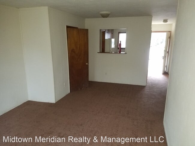 Building Photo - 2359 Claremont Ln