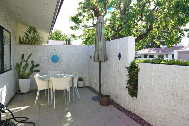 Foto del edificio - 2242 Sunshine Way