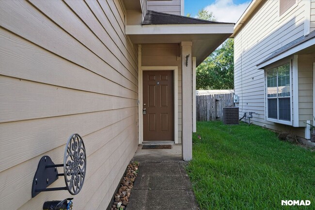 Foto del edificio - 6107 Shelbourne Park Ln