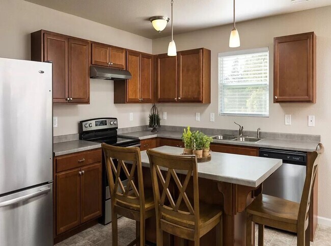 Building Photo - Beautiful rental Home located in the seren...