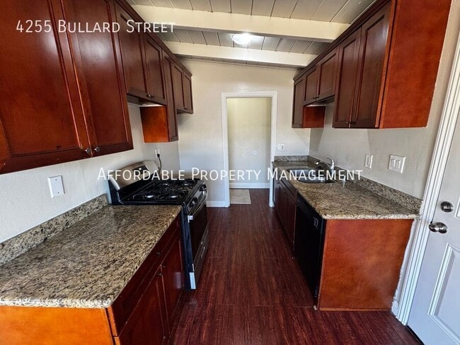 Building Photo - 4255 Bullard St