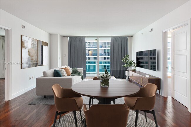Foto del edificio - 1800 N Bayshore Dr