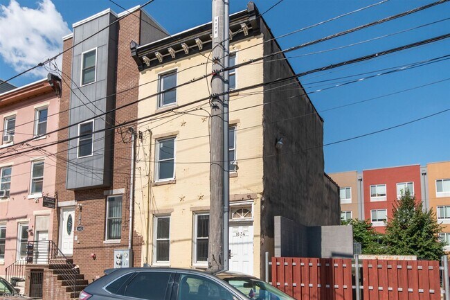 Building Photo - 5 br, 2 bath House - 1634 N SYDENHAM ST Un...