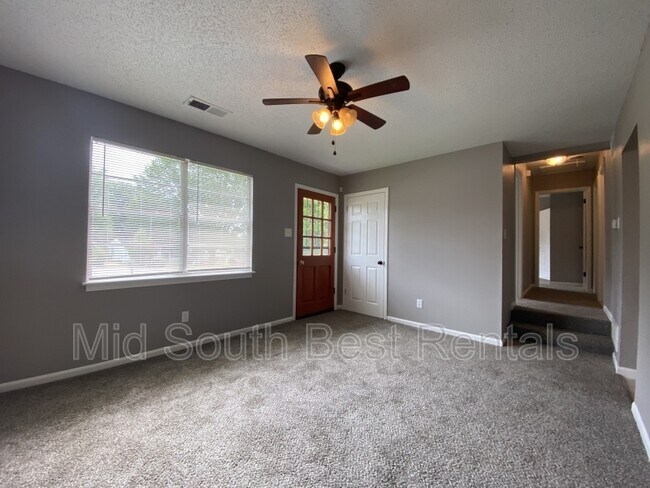 Building Photo - 4179 Leacrest Cove