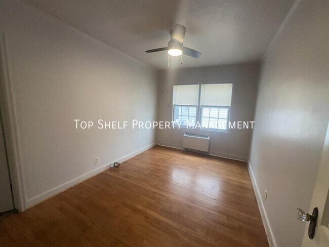 Foto del edificio - 2303 E 9th St
