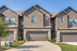 Building Photo - 2417 Ash Ln