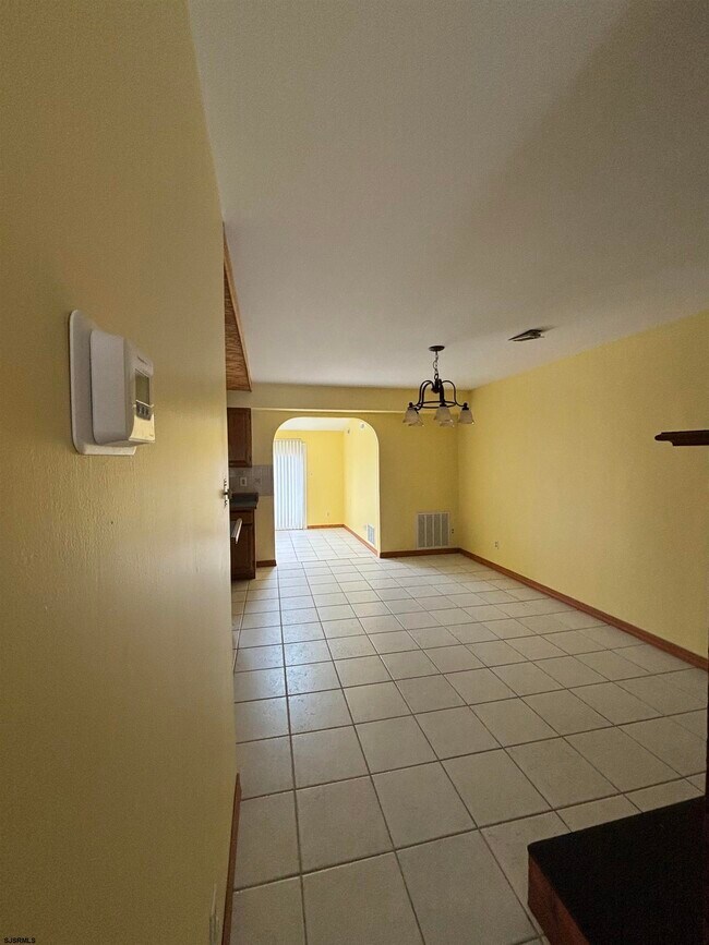 Foto del edificio - 5120 Radnor Ct