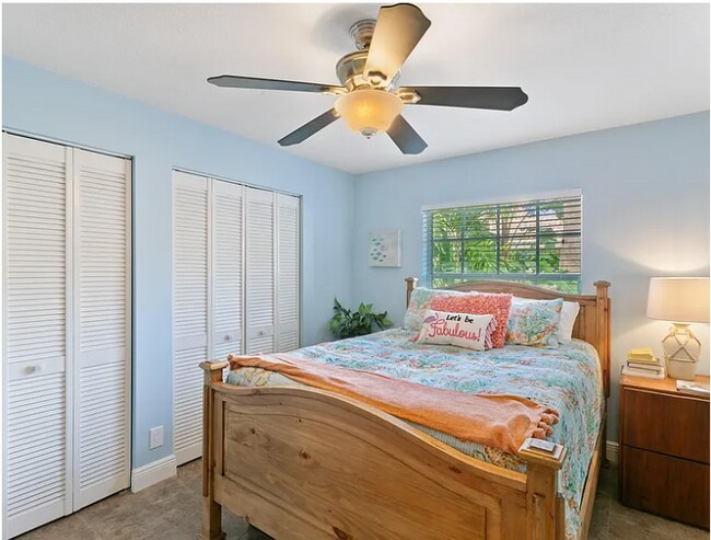 Foto del edificio - 3713 S Lancewood Pl