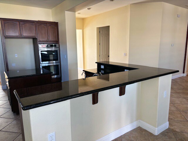 Foto del edificio - 1541 Biarritz St