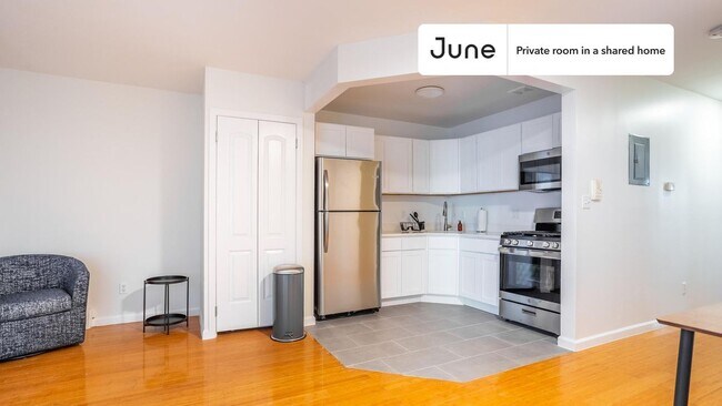 Foto del edificio - Room in Shared 4 bed/2 bath home in Flatbush