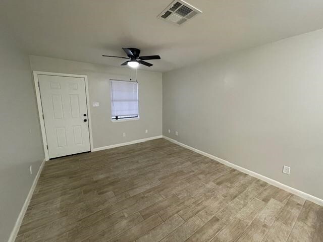 Foto del edificio - 3005 E Price St