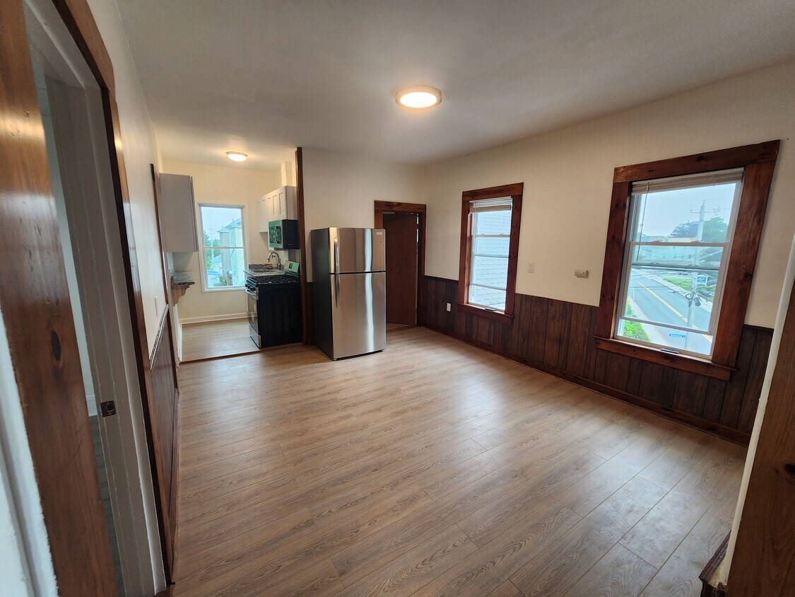 Dining Room - 843 Stafford Rd