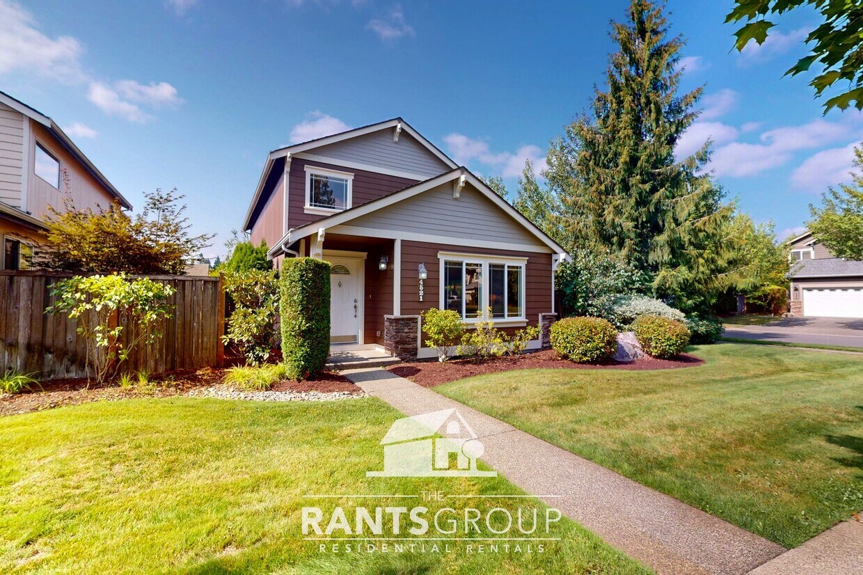 Primary Photo - Fantastic Neighborhood! Easy Commute to JB...