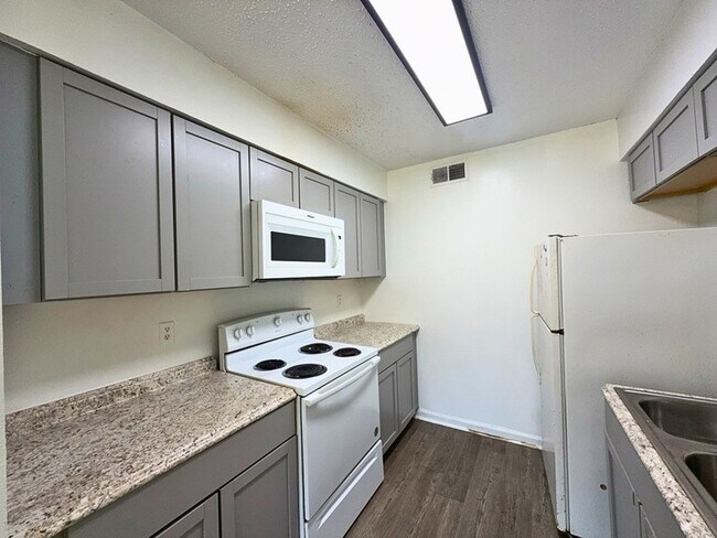 Foto del edificio - 2613 Amherst Ct