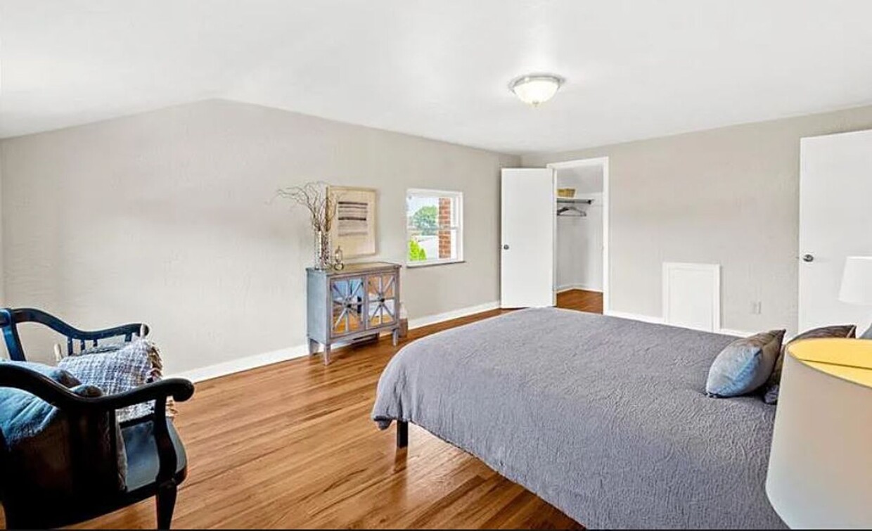 BEAUTIFUL HAVEN! MOVE-IN READY 3 BEDROOM,... - BEAUTIFUL HAVEN!  MOVE-IN READY 3 BEDROOM,...