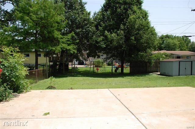 Building Photo - 3 br, 2 bath House - 30 Cortez Dr