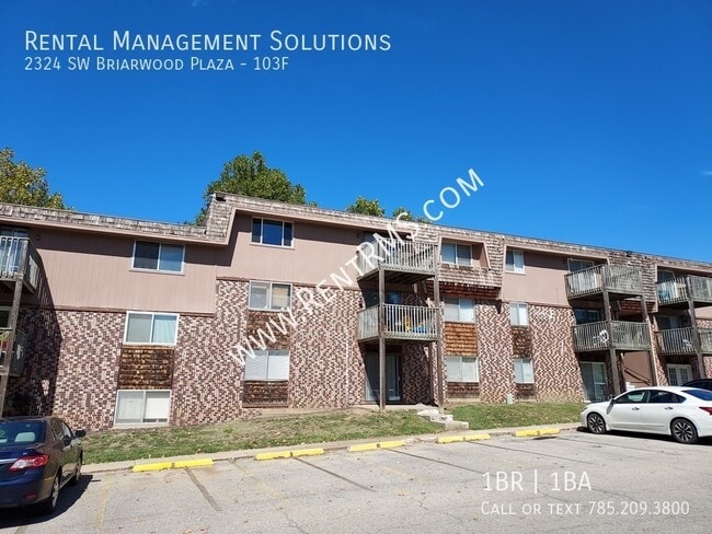 Building Photo - 2324 SW Briarwood Plaza