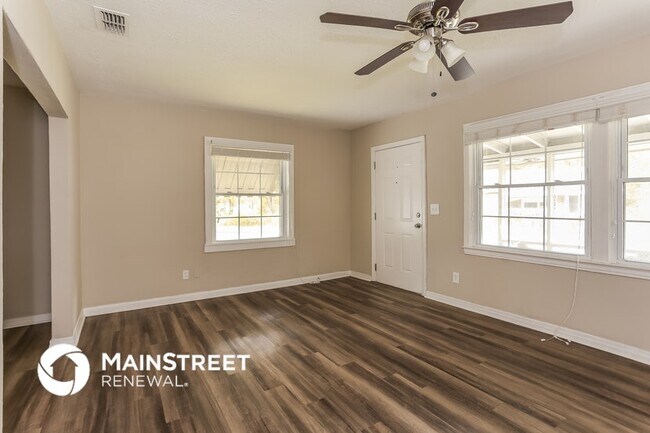 Foto del edificio - 3114 N 3rd St Cir