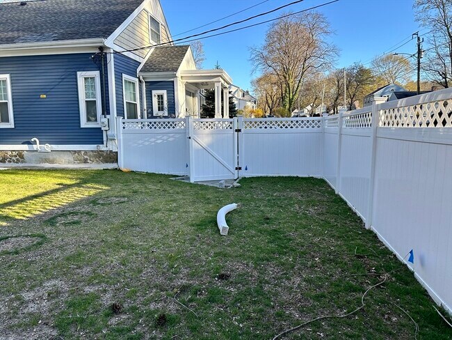 Foto del edificio - 14 Fairview Rd