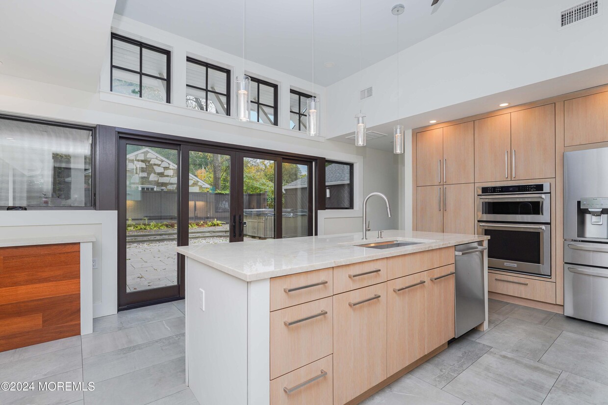 Foto principal - 828 Kingston Terrace