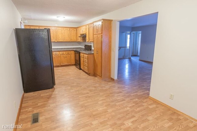 Building Photo - 4 br, 3 bath House - 3174 109th Lane NW