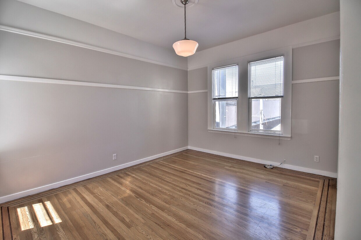 Primary Photo - Charming Light-Filled Unit with Private De...