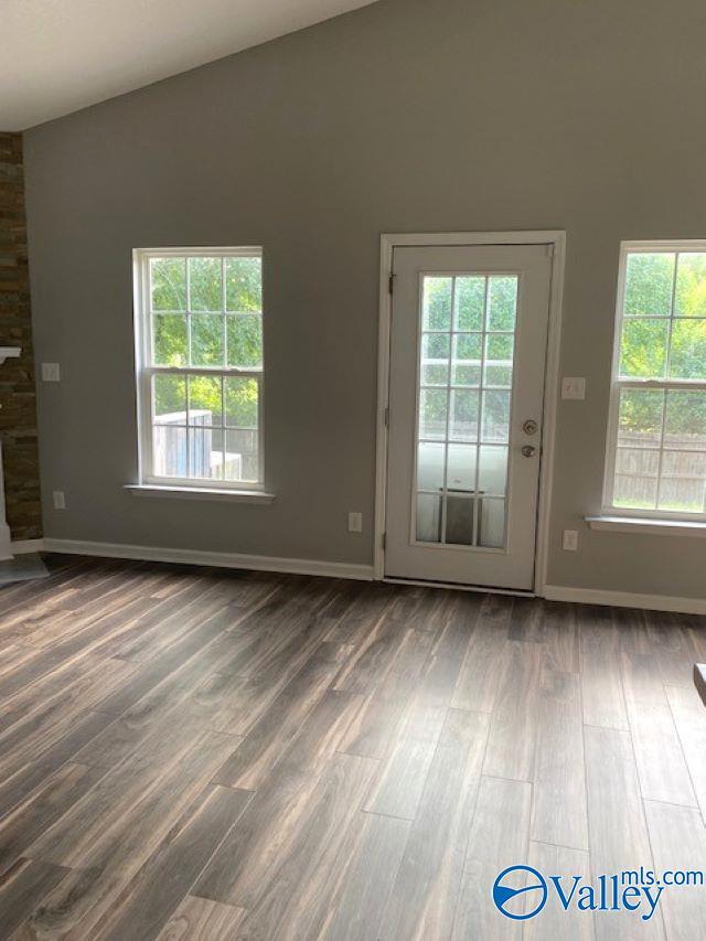 Building Photo - 222 Silverbreeze Ct