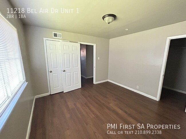 Building Photo - Fourplex two bedroom unit is ready to move...