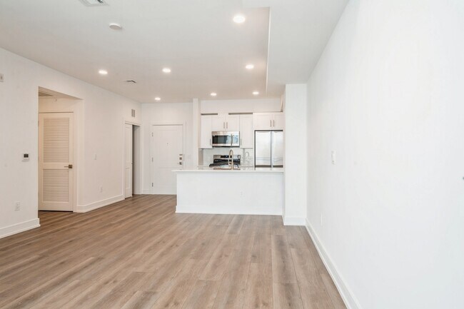 Photo - 32 Jones St House