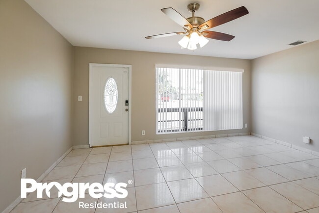 Building Photo - 770 NE 50th Ct