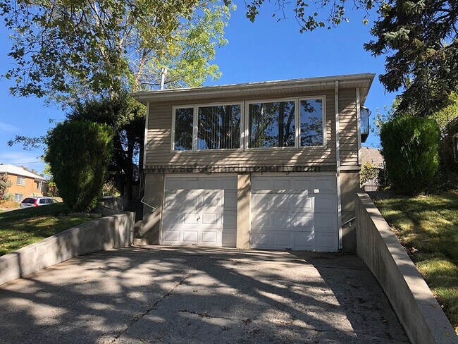 Foto del edificio - Great 3 Bedroom Duplex