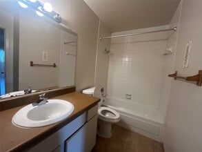 Building Photo - 8529 Hearth Dr