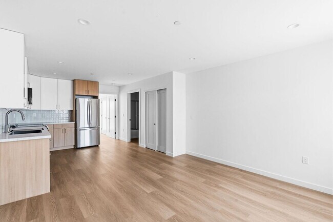 Foto del edificio - 6640 Valjean Ct