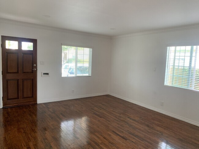 Living room - 3666 W 108th St