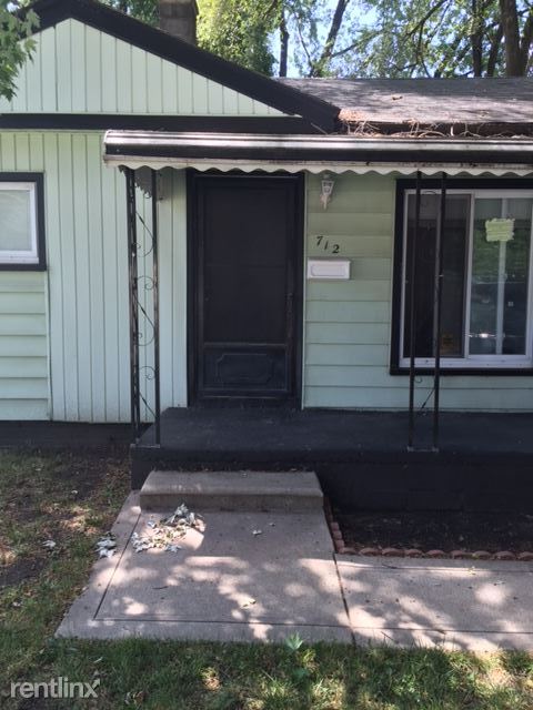 Primary Photo - 712 E Lincoln Ave